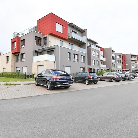 Golf Apartment 114 Beroun  Extérieur photo